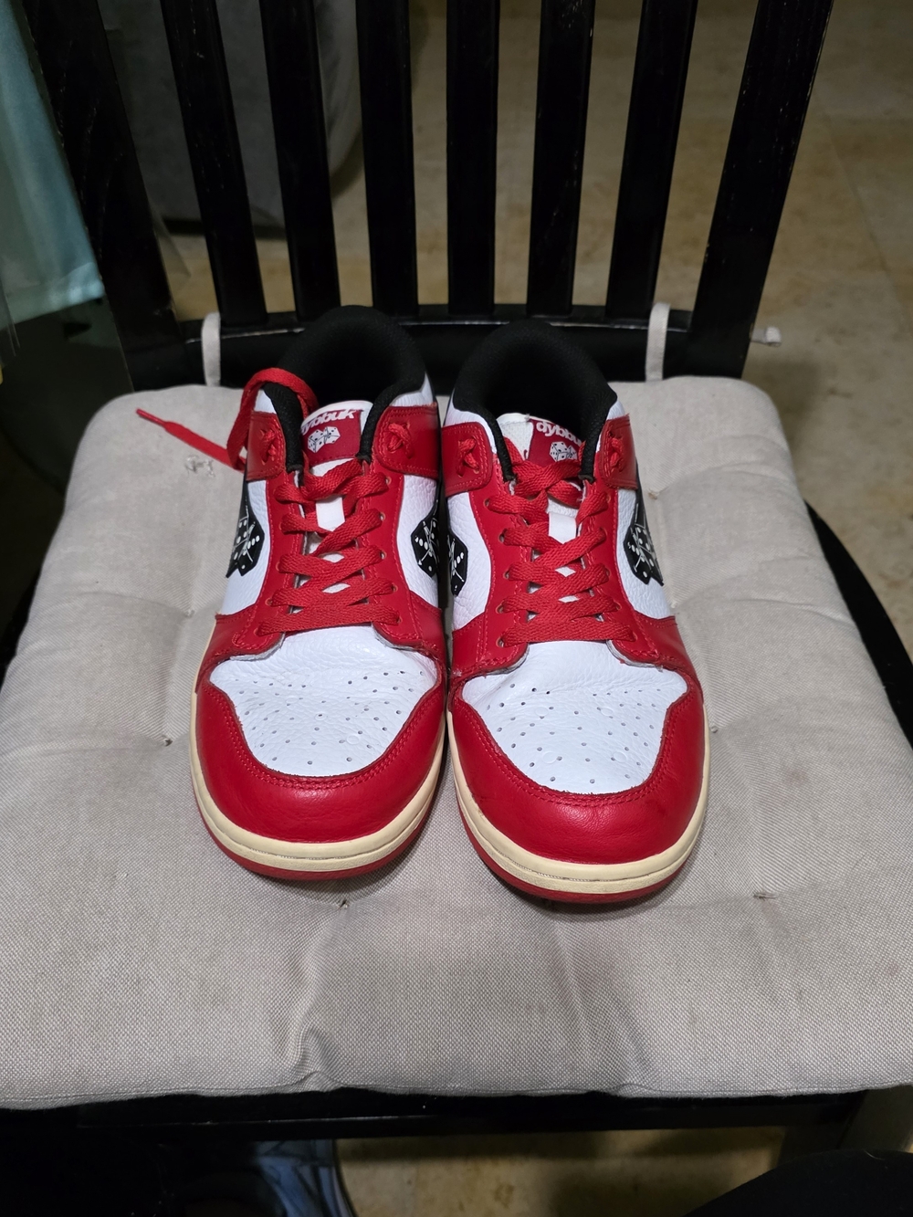 Nike Dybbuk Red and White Low-Top Men's Sneakers Used Size 10
